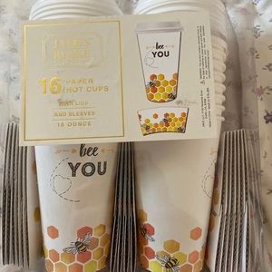 Disposable coffee mug